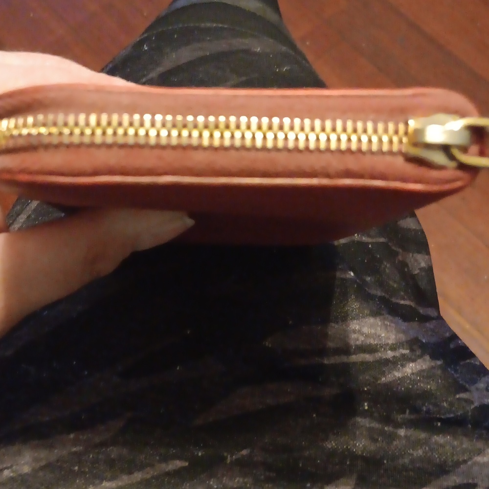 Prada Vintage Milano Zip Around Women's Rose Wallet (EUC) - Picture 11 of 14